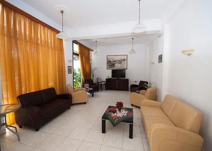 Otel Veroniki İstanköy